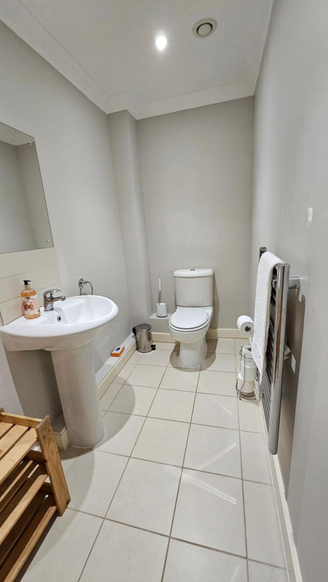 Castle Pond House Apartment Пембрук Екстериор снимка